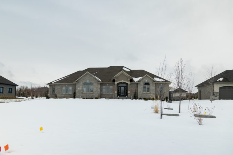 Welcome to 12 Tedley Blvd, Brantford– an exquisite executive home, perched on a sprawling 0.79 acre lot.