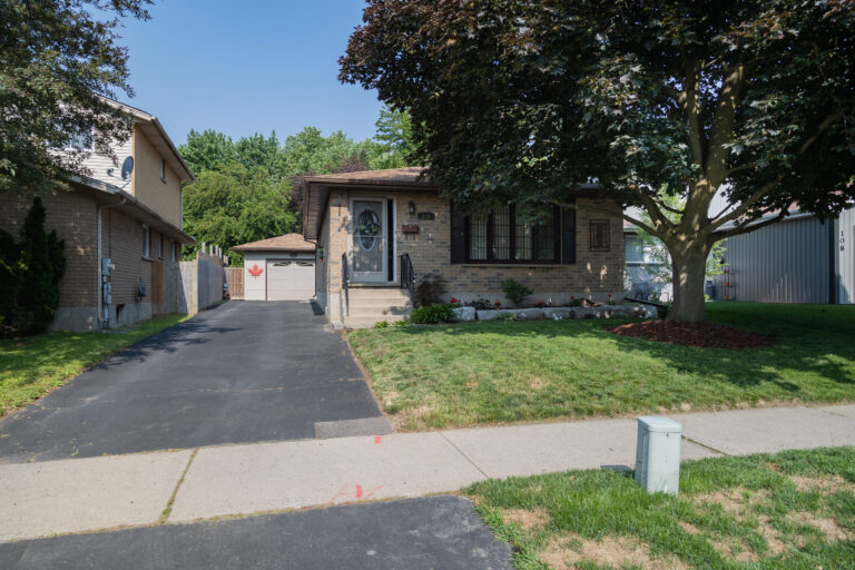 Beautiful, raised bungalow family home with a 1.5 car detached garage in a highly sought-after neighbourhood within walking distance to elementary schools and parks.