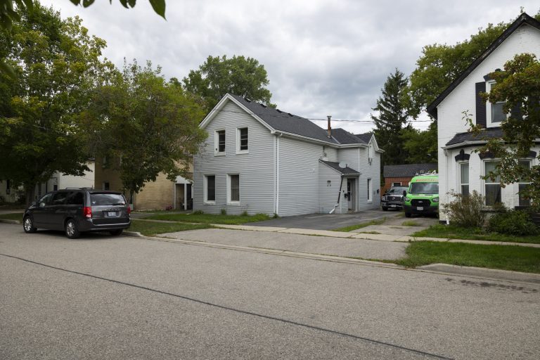 Calling all investors or first-time home buyers!